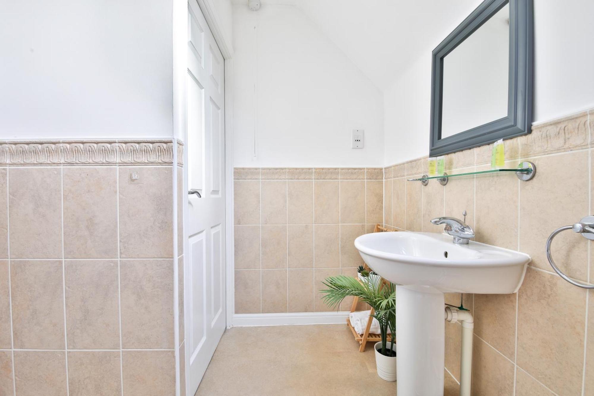Stayright 2 Bed Beach House With Private Parking- Next To Barry Beach And Jackson Bay מראה חיצוני תמונה